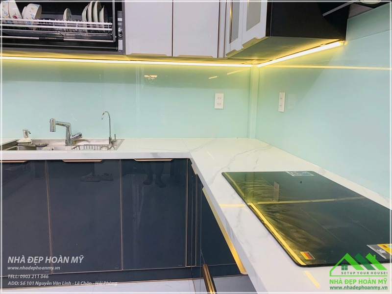 tủ bếp inox cánh kính Thủy Nguyên