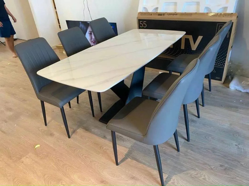 Bàn ăn mặt đá Ceraic hải phòng