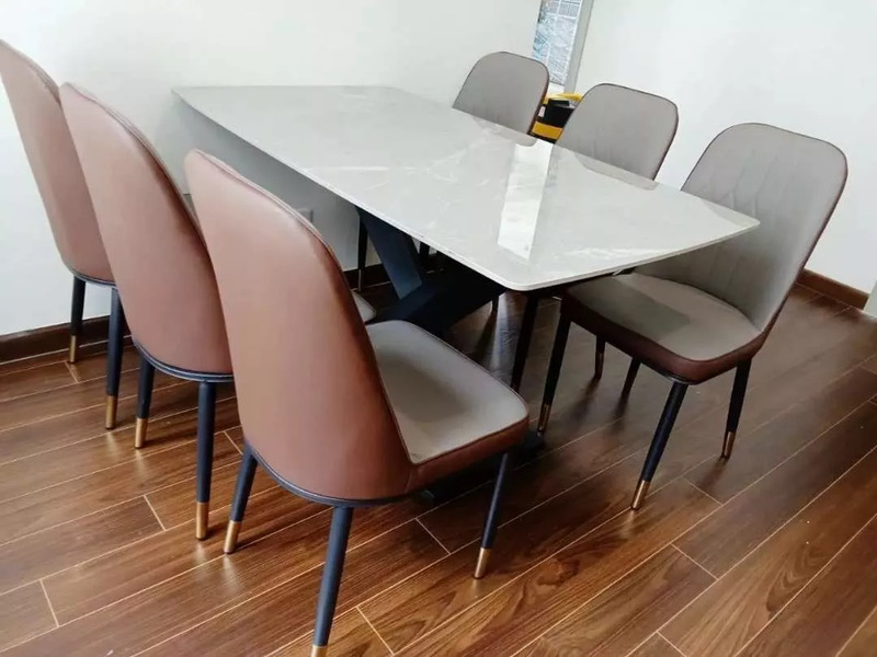 Bàn ăn mặt đá Ceraic hải phòng