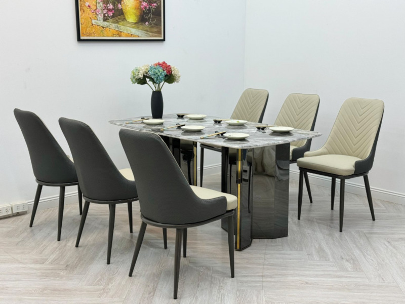 Ghế ăn SPINE bọc da nhập khẩu